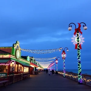 Get Ready for Festive Fun in Myrtle Beach: Holiday Cheer, Color Trends, and Local Deals!